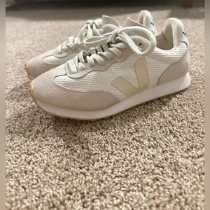 Veja Women’s Rio Branco Low Top Sneakers